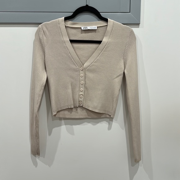 Zara Top - Picture 1 of 1